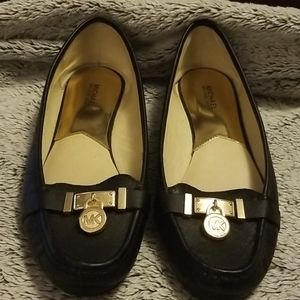 Michael Kors 8M Black quilted leather loafers